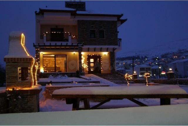 Guesthouse 4 Seasons Arnissa Экстерьер фото