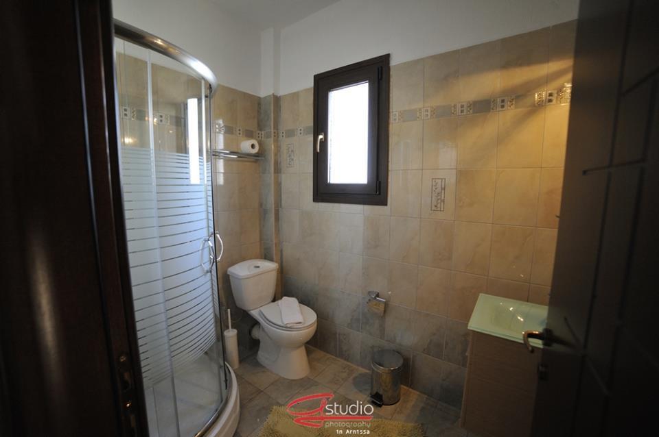 Guesthouse 4 Seasons Arnissa Экстерьер фото